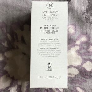intelligent nutrients Makeup - Intelligent Nutrients Refining Micro Polish. NIB intelligent nutrients Makeup - Intelligent Nutrients Refining Micro Polish. NIB
